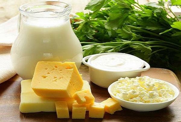 پروبیوتیک های ماست و پنیر در کاهش فشارخون موثرند 1 2291196 به گزارش خبرنگار مهر به نقل از هلث لاین، یک مطالعه جدید دو گونه از پروبیوتیک ها را شناسایی کرده که ممکن است مزایای محافظتی در برابر فشار خون بالا ارائه دهند.