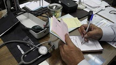 4120172 به گزارش خبرگزاری مهر، محسن بارونی، در حاشیه همایش کشوری تجلیل از دستاوردها و تکریم فعالان نظام بهداشت کشور در سالن همایش‌های رازی دانشگاه علوم پزشکی ایران، گفت: یکی از موضوعات مهم در اجرای برنامه سلامت خانواده و نظام ارجاع، ایجاد زیرساخت الکترونیک برنامه بوده است.
