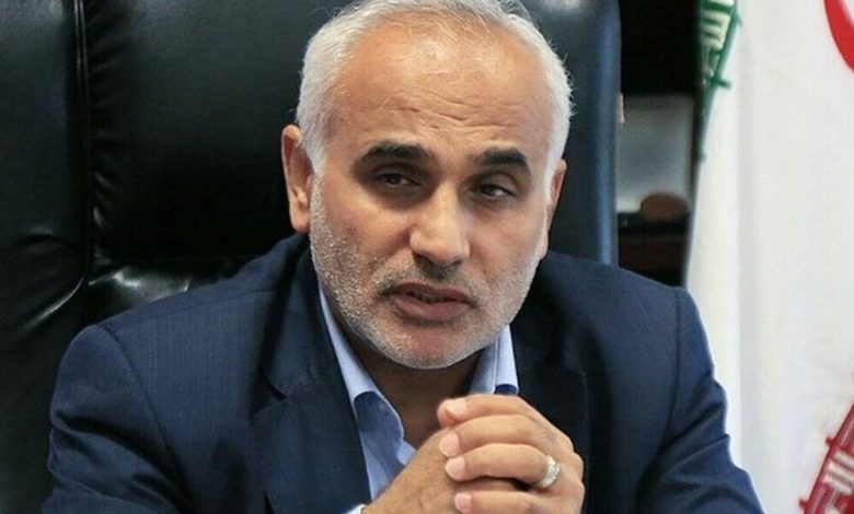 کمبود ۵۸ هزار نیروی بهداشتی در کشور 1 4406829 به گزارش خبرگزاری مهر، حسین فرشیدی، روز سه شنبه ۲۵ مهر ۱۴۰۲، در همایش تکریم فعالان نظام بهداشت کشور در مرکز همایشهای بینالمللی رازی، اظهار داشت: این نخستین همایش تجلیل از برگزیدههای حوزه بهداشت در کشور است، چون دولت سیزدهم اهتمام ویژه به برجسته شدن مقوله بهداشت و پیشگیری دارند.