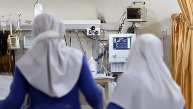 4451765 1 به گزارش خبرنگار مهر، کمبود نیروی پرستاری به عنوان مهم‌ترین چالش نظام سلامت کشور در حوزه نیروی انسانی است که متأسفانه هر روز در حال وخیم‌تر شدن است.