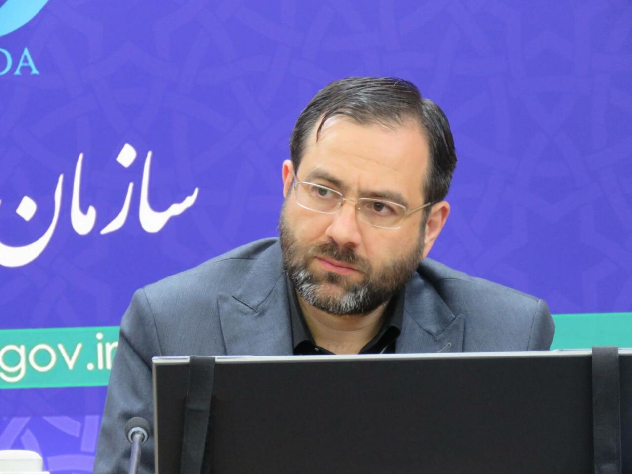 4651720 به گزارش خبرگزاری مهر، سیدحیدر محمدی در این پیام آورده است: سالانه مقادیر قابل‌توجهی از عوامل شیمیایی و داروهای صناعی وارد بازار مصرف می‌شوند که متأسفانه سهل‌انگاری در نگهداری صحیح داروها و مواد شیمیایی در منزل سبب ایجاد مسمومیت در افراد خصوصاً در کودکان و سالمندان خواهد شد.