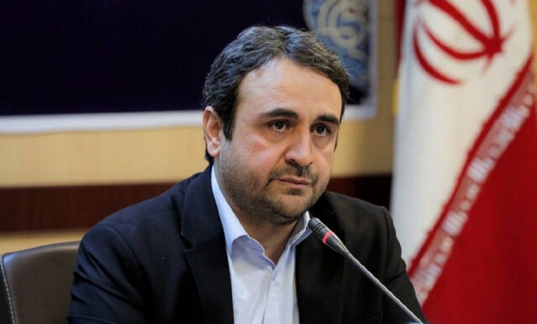 هزینه بستری ۳۰ میلیون ایرانی رایگان می شود 1 4695894 به گزارش خبرگزاری مهر، سعید کریمی، با اشاره به برگزاری همایش دو روزه معاونین درمان دانشگاهها و دانشکدههای علوم پزشکی سراسر کشور، هدف از برگزاری این همایش را ارتقای خدمات درمانی به عموم مردم عنوان کرد.