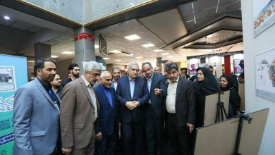 4703069 به گزارش خبرگزاری مهر، نخستین همایش کشوری تجلیل از دستاوردها و تکریم فعالان نظام بهداشت کشور در دولت سیزدهم، از ۲۵ تا ۲۸ مهر، در مرکز همایش‌های بین‌المللی رازی برگزار می‌شود. بهرام عین‌اللهی وزیر بهداشت، در اولین روز این همایش که در مرکز همایش‌های رازی دانشگاه علوم پزشکی ایران برگزار می‌شود، حضور یافت و از نمایشگاهی که با هدف تجلی دستاوردهای حوزه بهداشت در حاشیه این همایش برپا شده است، بازدید کرد.