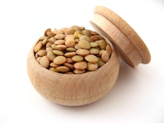 a664b 1 <p>مواد
دیگری مانند فولات دارد که عامل مهمی برای بهبود خلق و خو و برطرف کردن استرس در
افراد است.از افرادی که دچار افسردگی حاد هستند ،از کمبود فولات در جریان خون رنج
می برند.طبیعی است که فولات را به عنوان یک داروی ضدافسردگی معرفی کنیم و به شما
توصیه کنیم برای بیشتر شدن امیدتان به زندگی و بهبود خلق و خوی تان سراغ خوراکی
هایی بروید که سرشار از این ماده هستند</p>